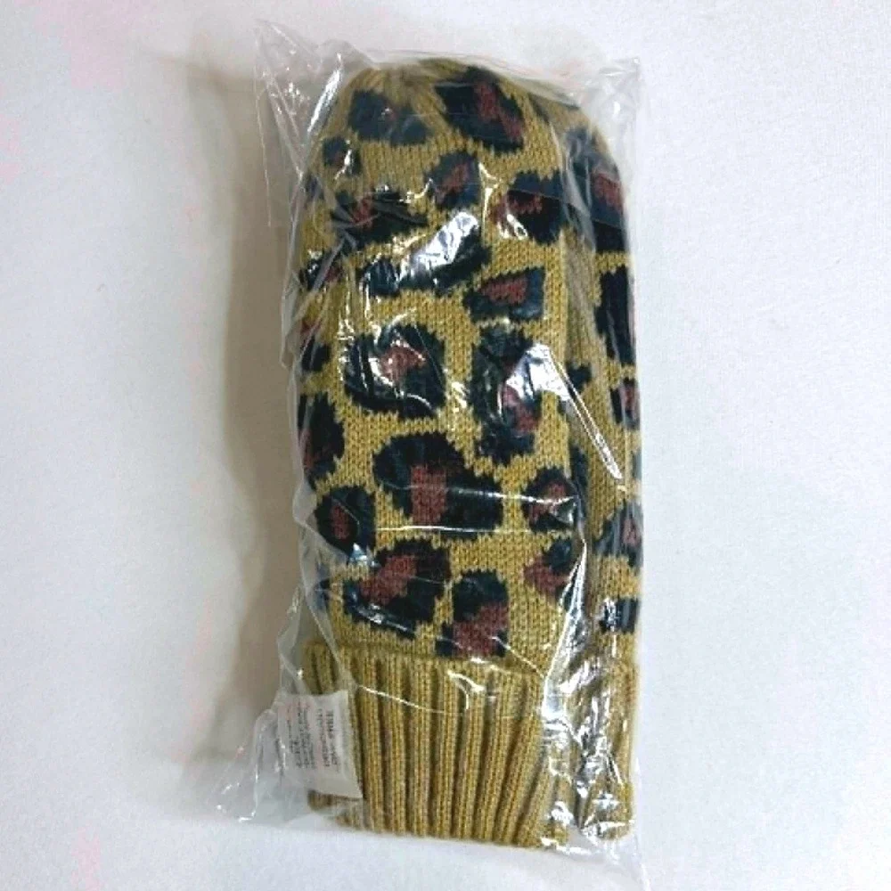 Panache Womens Leopard Print Knit Mittens Warm Lined Khaki Black and Brown
